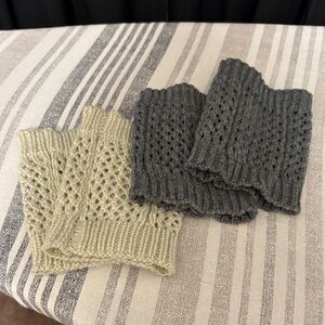 Elegant Knit Fingerless Gloves Set - Gray and Cream